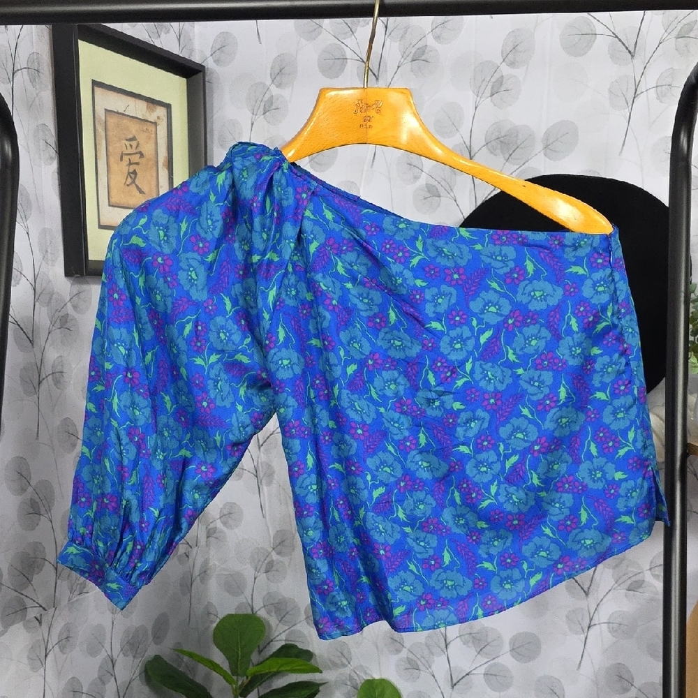 Veronica Beard Lyric One-Shoulder Silk Top in Cobalt Multi - Picture 3 of 10